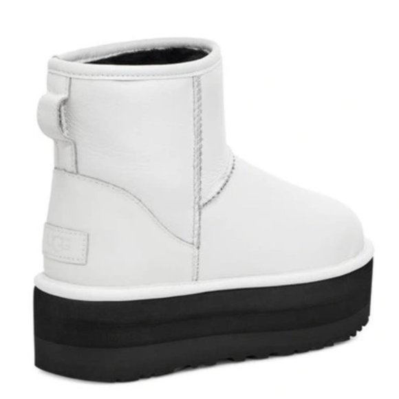 UGG Women's Classic Mini Platform Boot - Picture 6 of 11